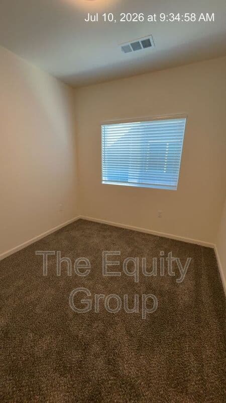 Visalia Condo: 733 S Pinkham