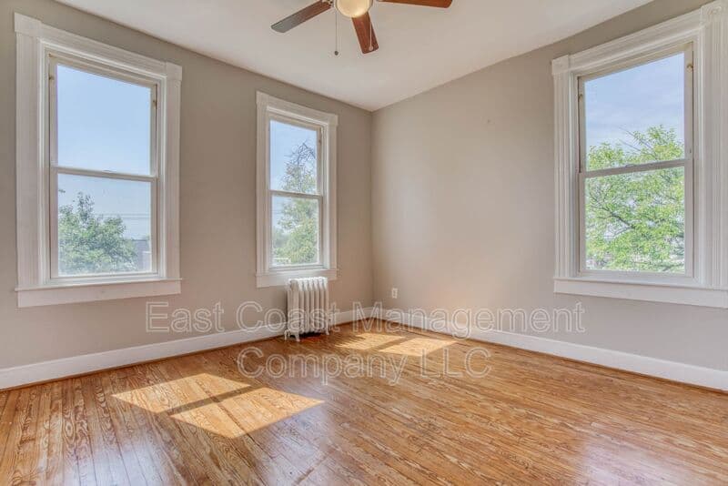 Baltimore Condo: 3100 Hamilton Ave
