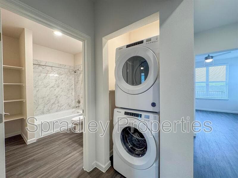 Belton Condo: 710 Shine St.
