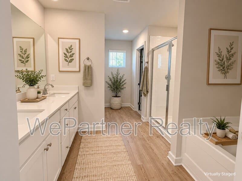 Douglasville House: 7225 Lacey Dr