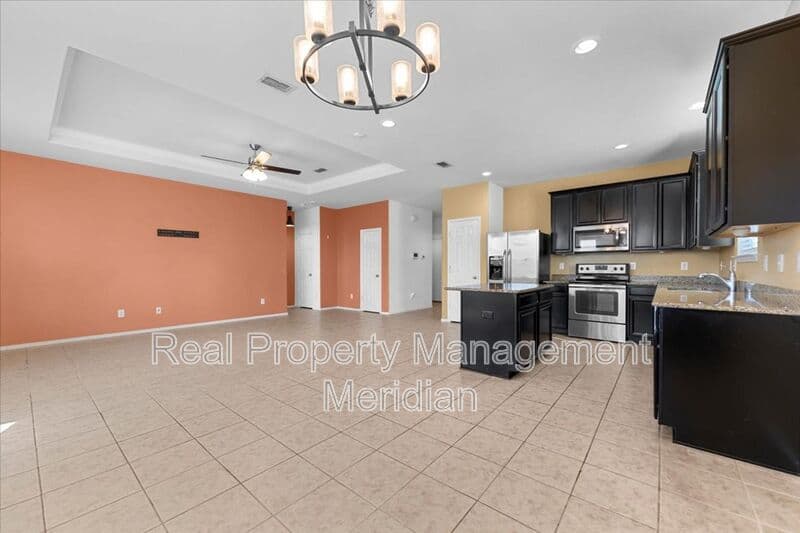 Fort Worth House: 2412 Simmental Rd