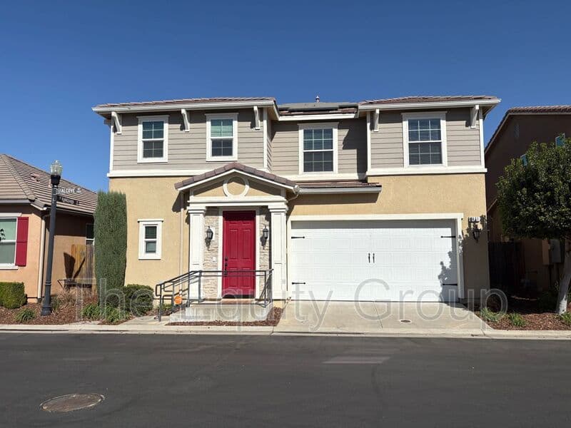 Clovis House: 3461 Alcove Way