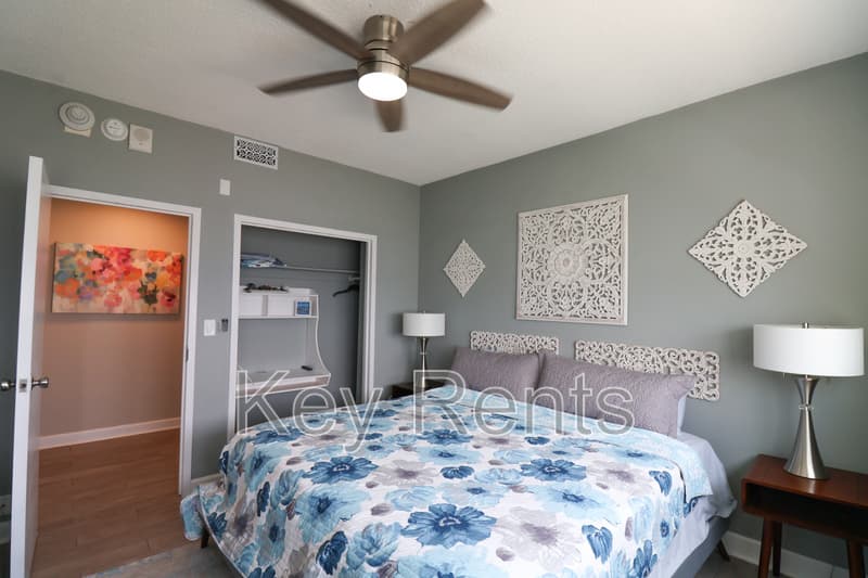Pensacola Condo: 825 Bayshore Dr.