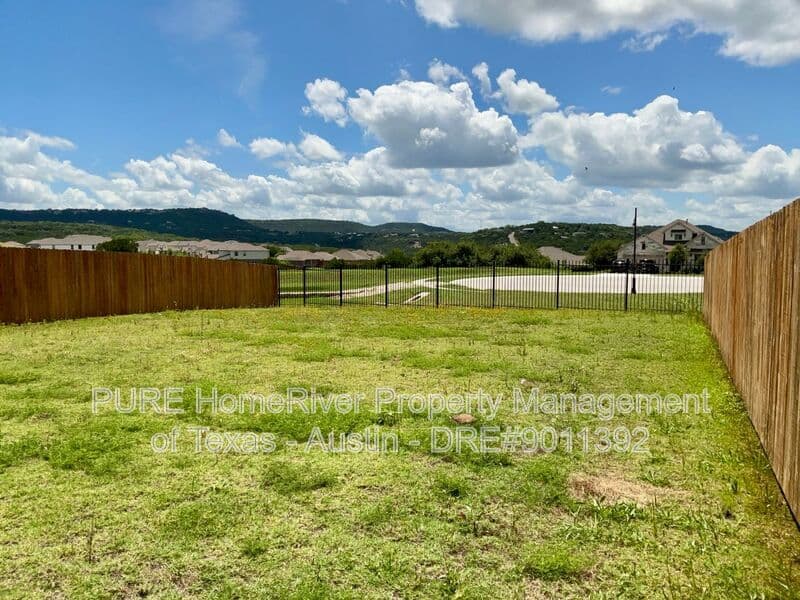 Lago Vista House: 22813 Agave Grove Dr.