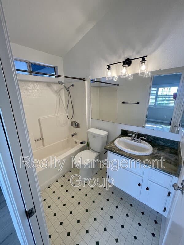 San Diego Condo: 4580 Ohio St