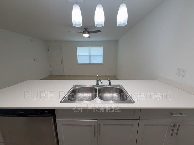 Ocala House: 318 NE 7 Terrace