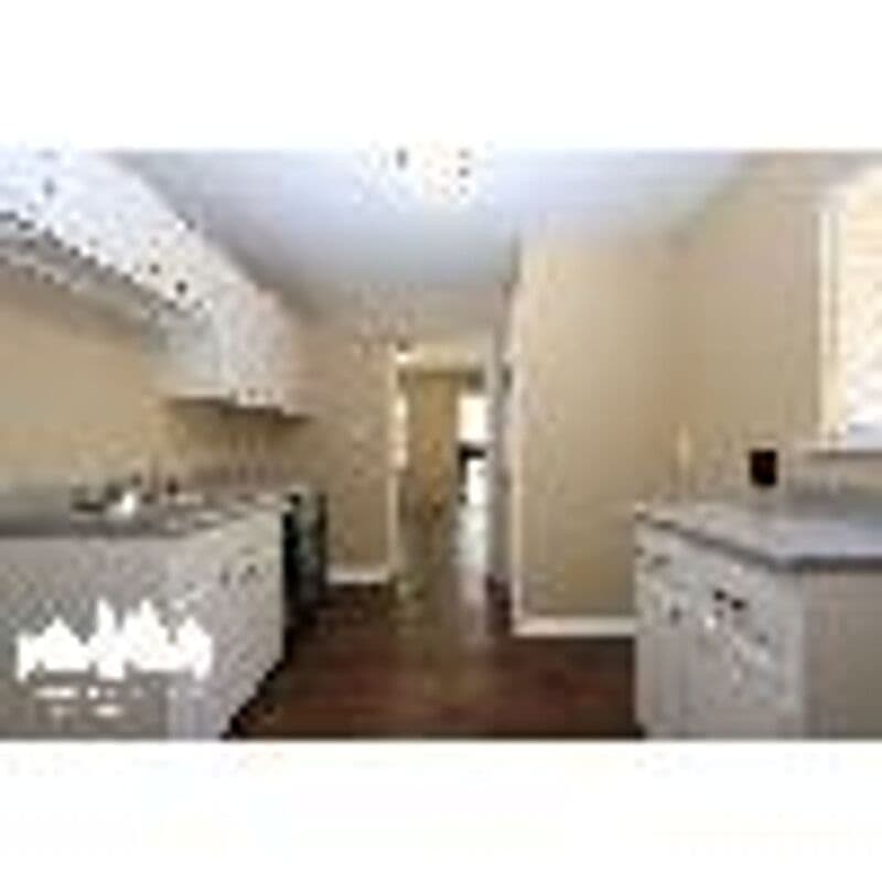 Memphis House: 956 Emmie St