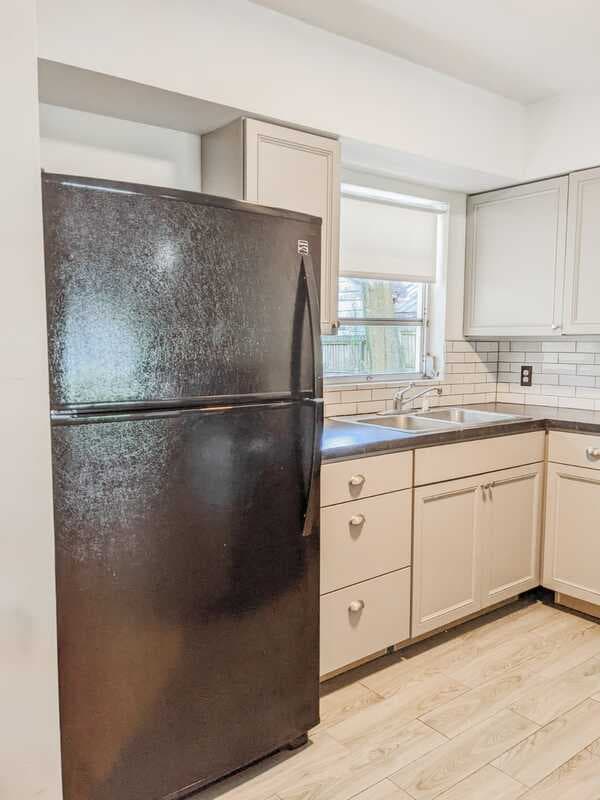 St. Petersburg House: 10520 54th Avenue North