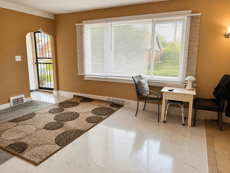 Detroit House: 14877 Lesure Street