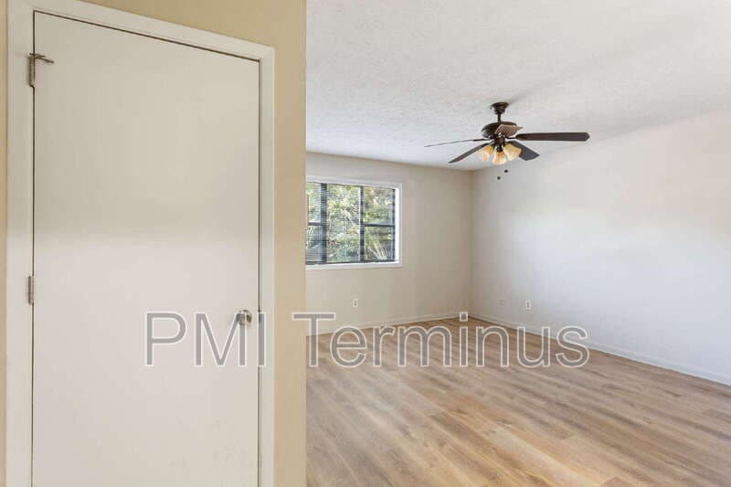Marietta Townhome: 2672 Moss Lane