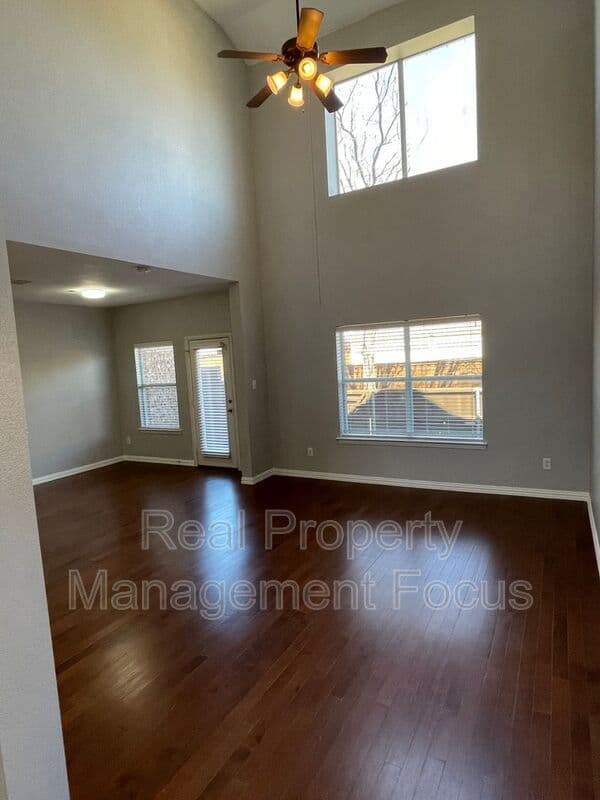 Plano House: 4645 Penelope Ln