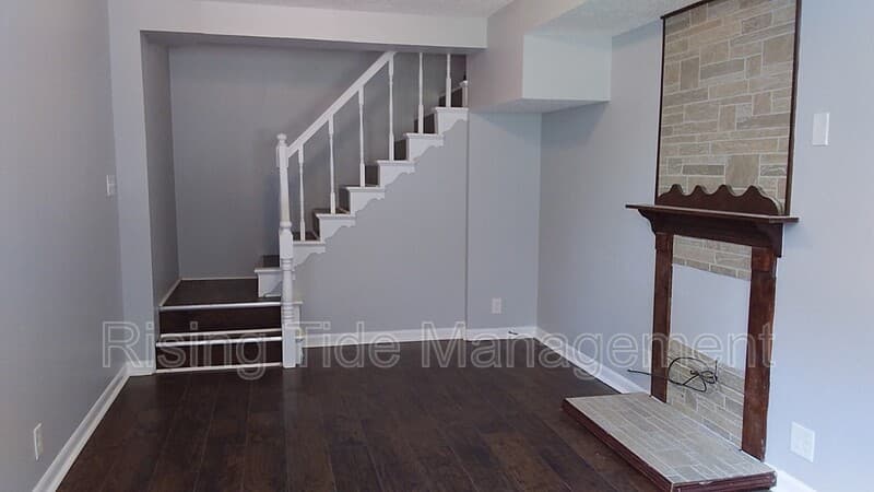Adamsville House: 948 Longview Cir