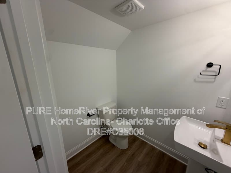 Charlotte Townhome: 2106 Bombay Way