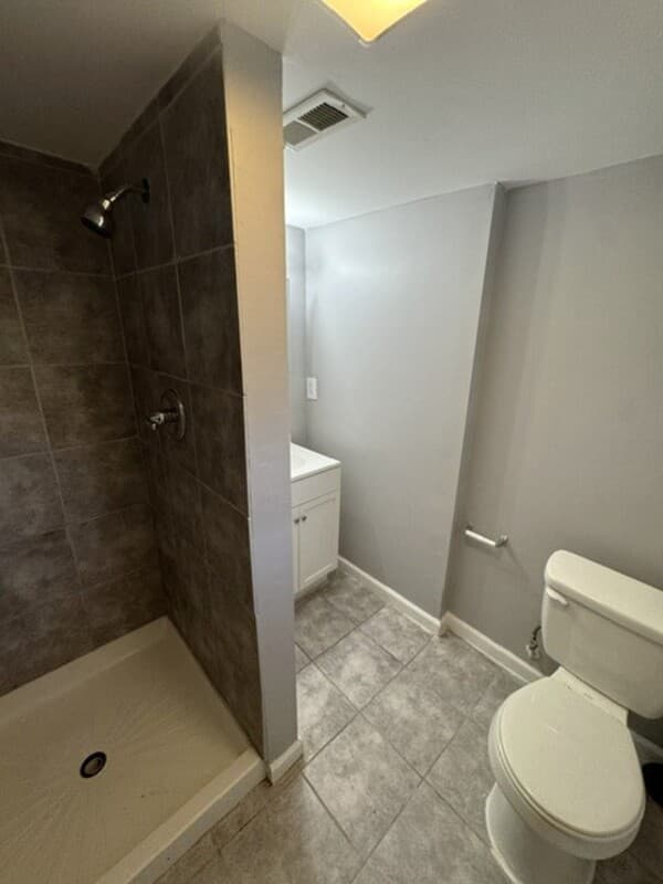 Baltimore Condo: 2101 Chelsea Terrace - 1