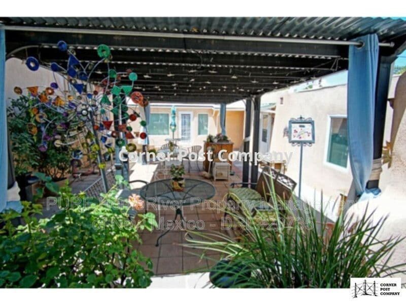 Albuquerque Condo: 404 Dartmouth