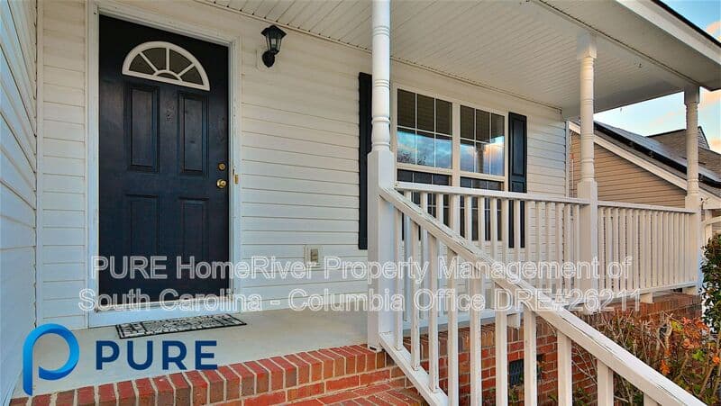 Lexington House: 309 Louisa Ln