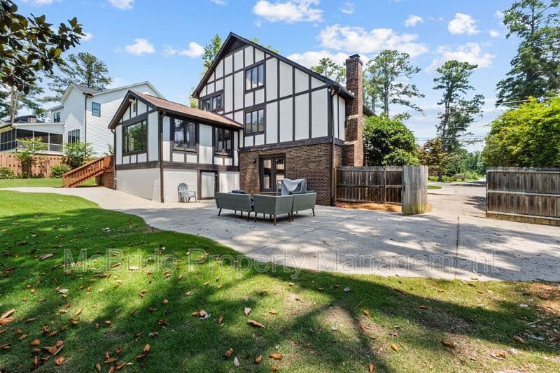 Augusta House: 3322 Wheeler Road