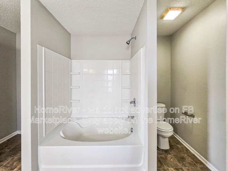 Greenwood House: 2840 Barnes Ct
