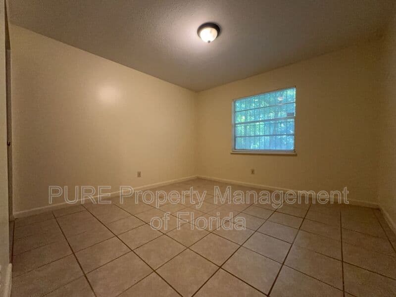 Ocala House: 1970 SE 40 Street Rd