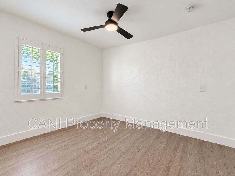 Altamonte Springs House: 450 Forest Lake Drive