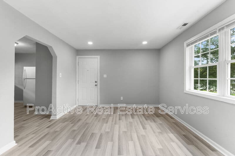 Chesapeake Condo: 1415 Commerce Ave - 4