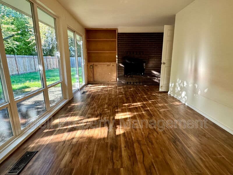 Olympia House: 7016 Husky Way SE