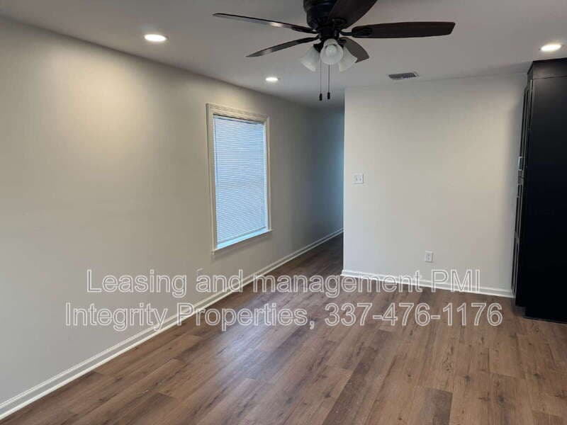 Lafayette Condo: 105 Meaux Blvd Apt 3