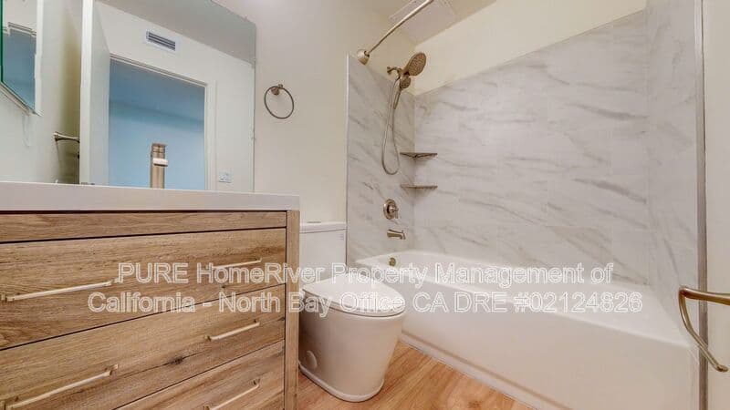 Rohnert Park House: 7359 Boris Court