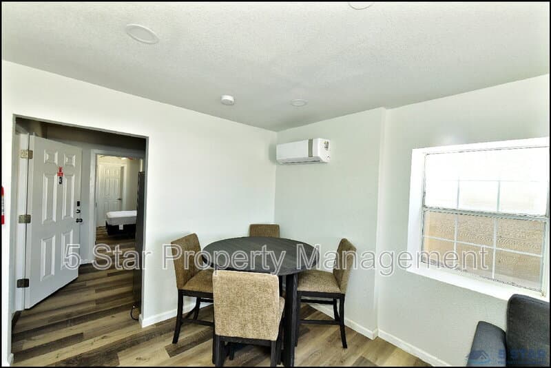 El Paso Condo: 6806 Alameda Ave