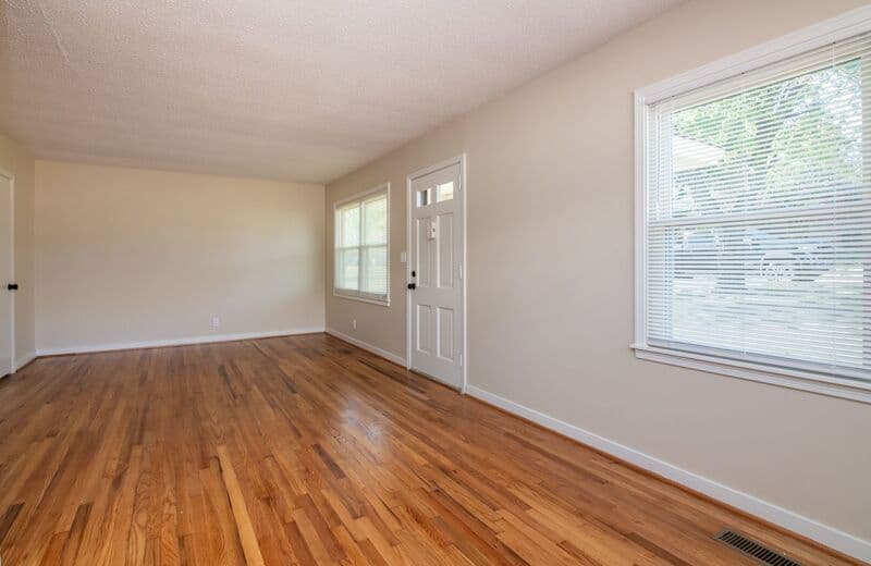Birmingham House: 629 McCary SW