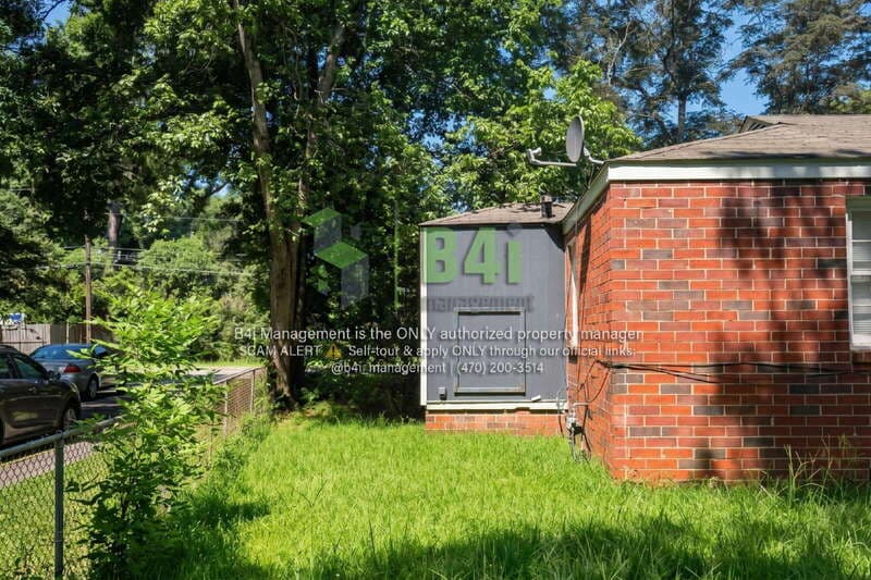 Columbus House: 2344 Banks Avenue