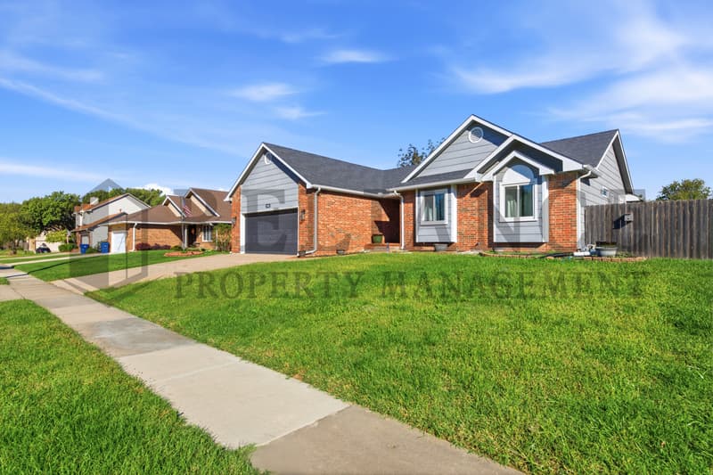 Wichita House: 9228 East Mount Vernon Street