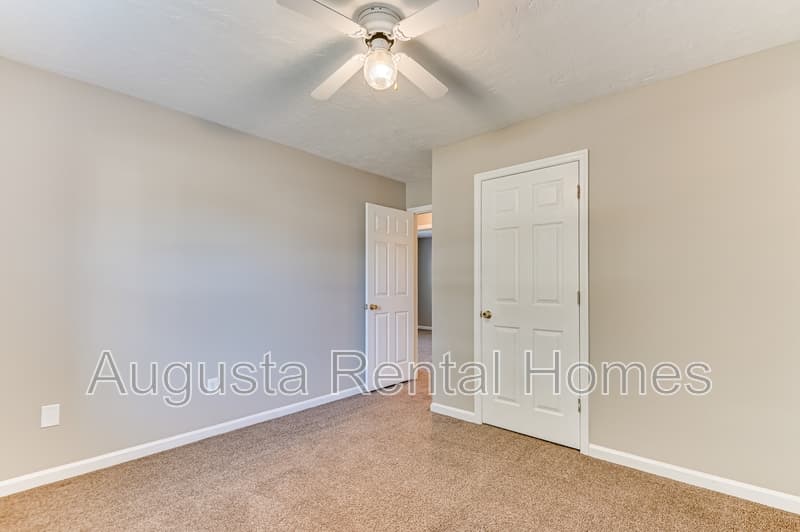 Grovetown House: 223 Taylor Circle