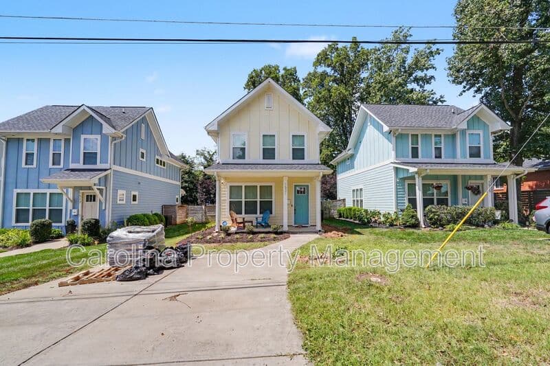 Charlotte House: 1521 Walton Rd
