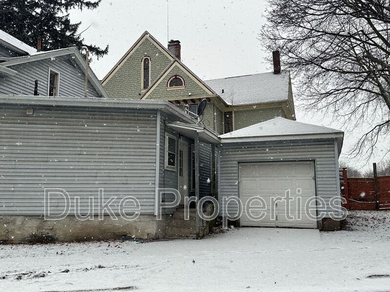 Auburn Condo: 47 Grover Street