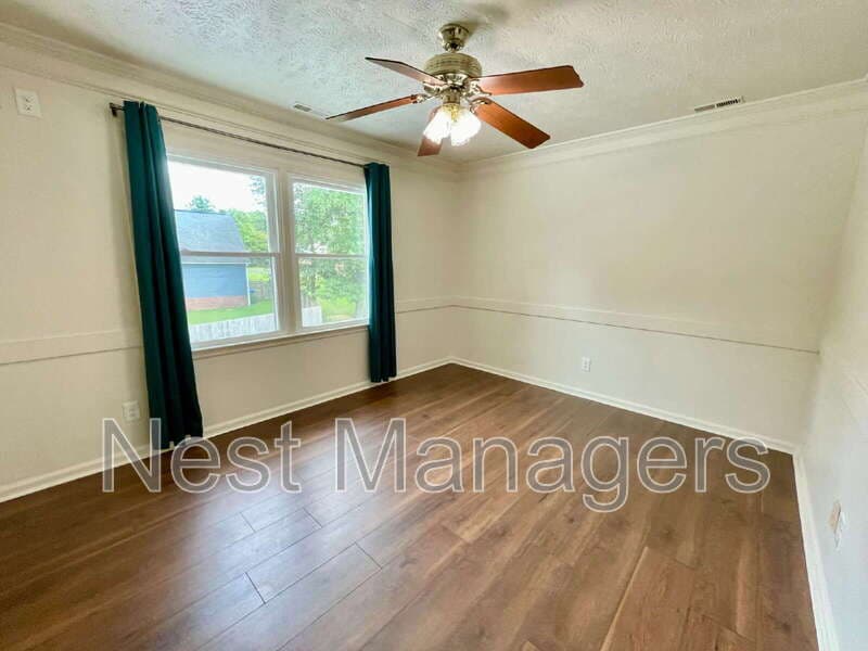 Fayetteville House: 5704 Kindley Dr