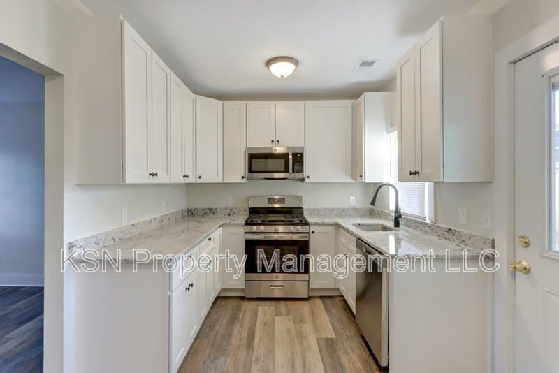 Savannah Condo: 543 East Harris Street