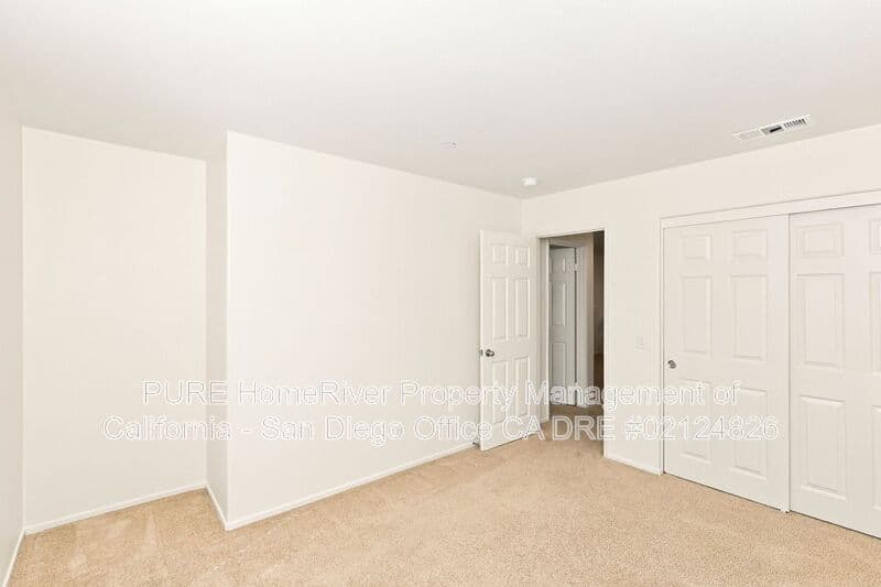 Fallbrook House: 223 Dun Blazer Way