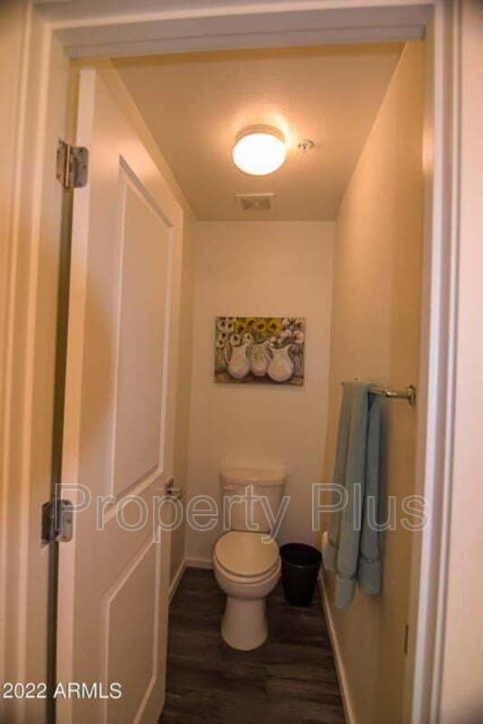 Phoenix Condo: 2362 E Huntington Dr