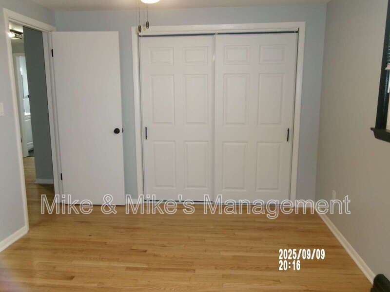 Milwaukee Condo: 6400 North 73rd Street