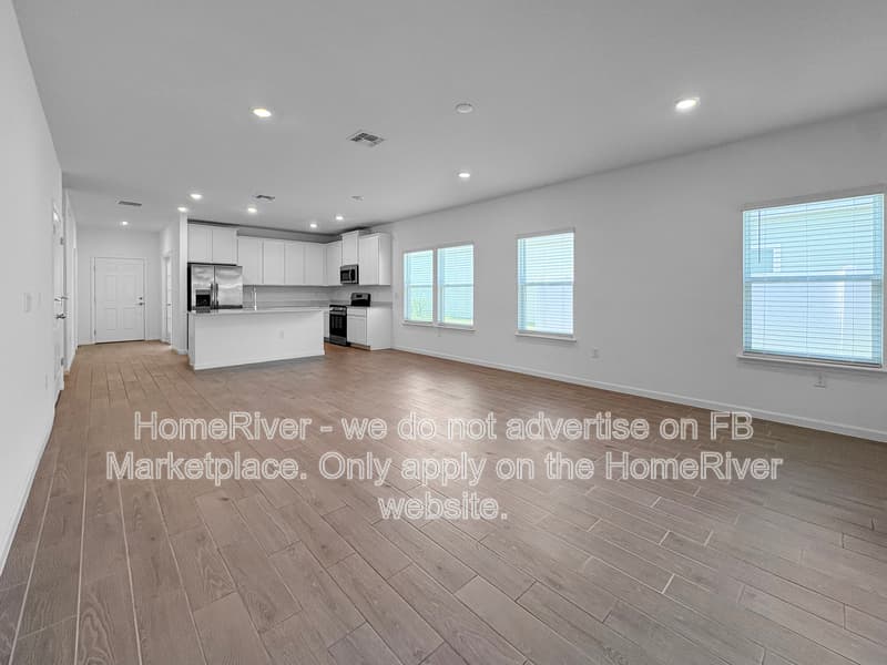 Ocala House: 4477 NW 14th Loop
