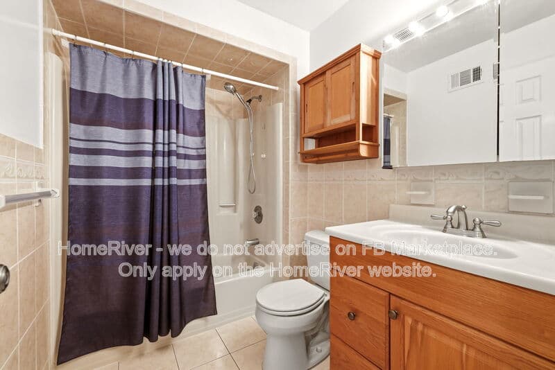 Bloomfield Condo: 42 John St
