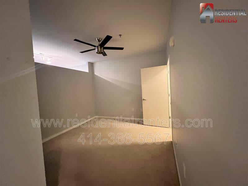 Milwaukee Condo: 2080 N Commerce Street