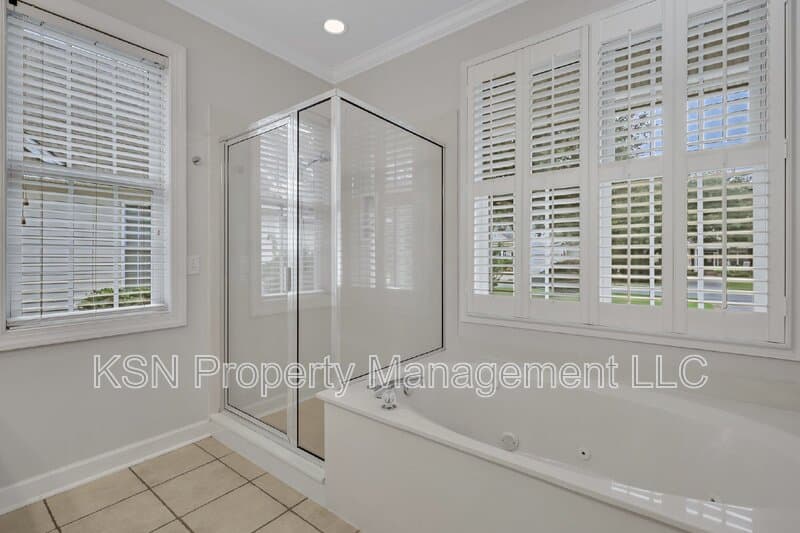 Savannah House: 5 Southernwood Place