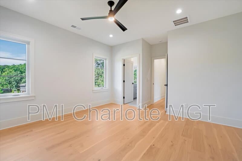 Charlotte House: 428 Dover Ave