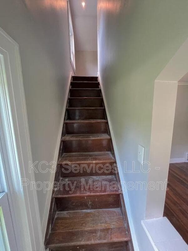 Kansas City House: 5842 Euclid Ave