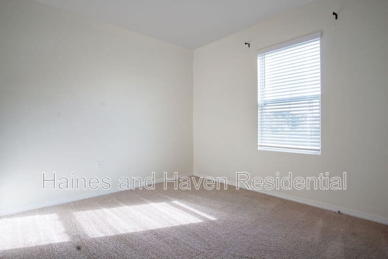 Winter Haven House: 409 Corso Loop