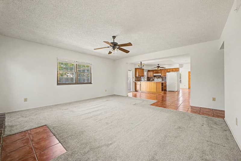 Phoenix House: 2822 E WILLOW Avenue