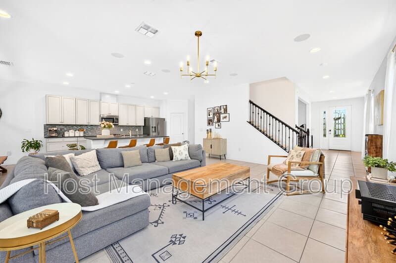 Orlando House: 8205 Bayliss Ct