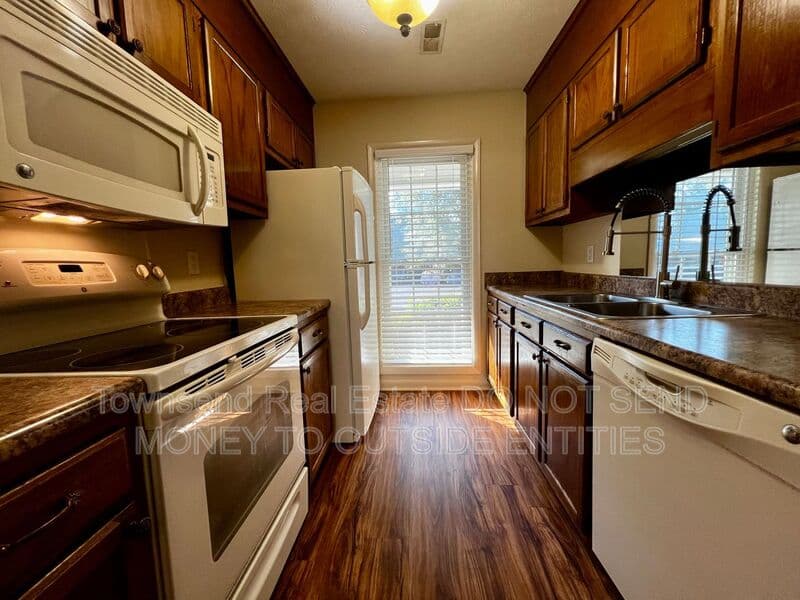 Fayetteville House: 2740 Helaman Ct.